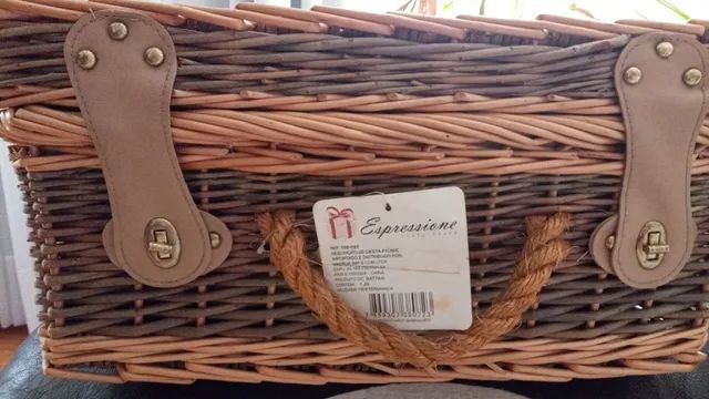 Cesta Multiuso com itens para viagem e acampamento/ Picnic 