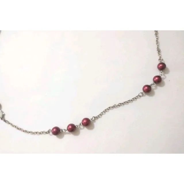 colar corrente prata e pérolas vermelhas - Foto 4