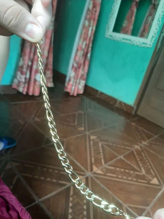 Corrente banhada a ouro