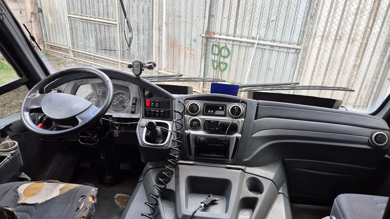 Volare executivo 31 lugares  - Foto 9