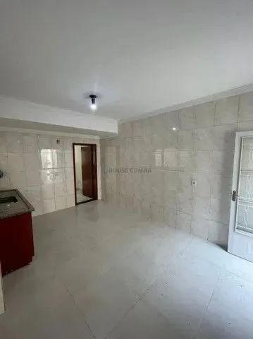 Sobrado em excelente localização no bairro Areão - Foto 4