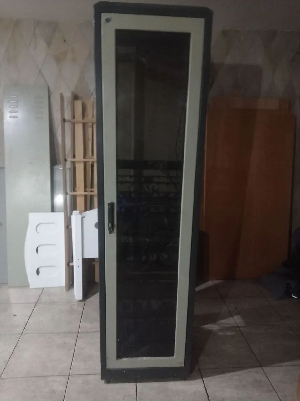 Armário de Rede 19 polegadas