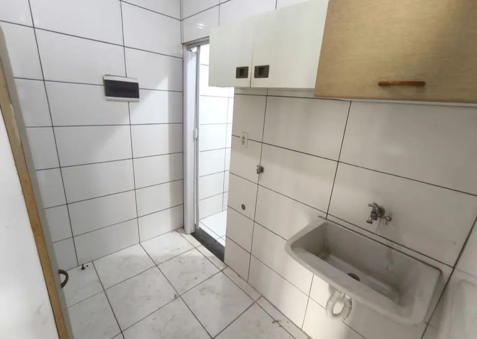 Vendo casa no pôr do sol 