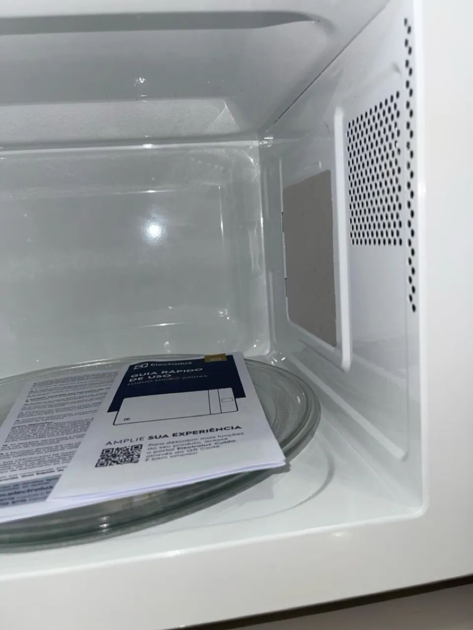 Micro-Ondas 23L ME23B Electrolux - Branco - Foto 4