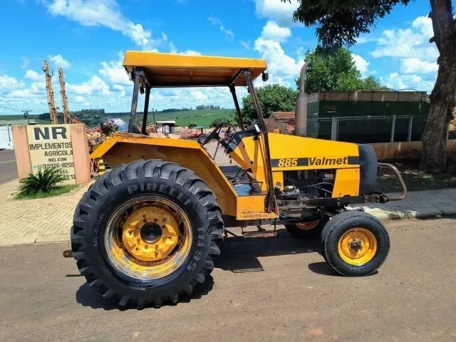 Trator 885 Valmet