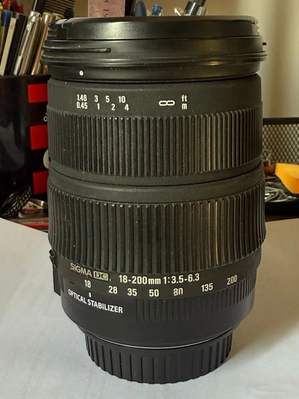 lente sigma 18 200