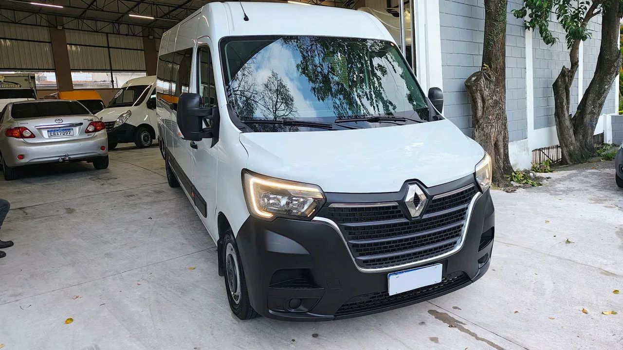 Master executiva 16 lugares 2024 valor 269.000.00 - Foto 3