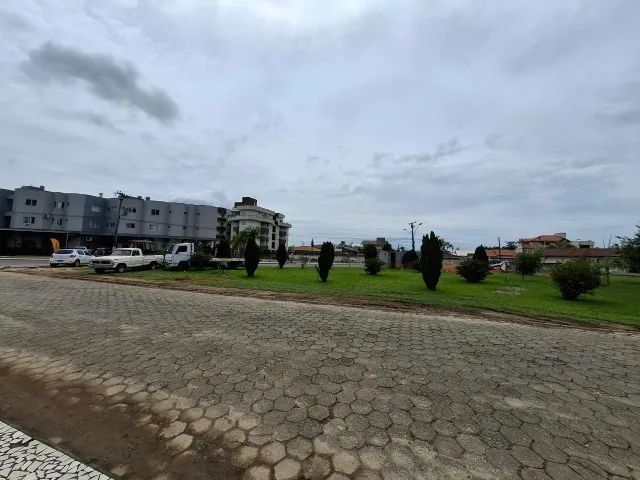 Terreno em Tijucas-SC 600m² Permite Edificação até 15 Andares - Vista Livre  - Foto 3