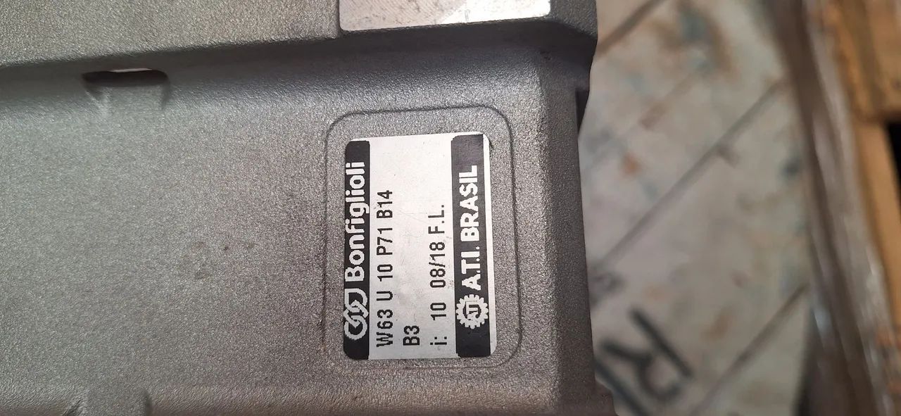 Motoredutor trifásico 0.33 cv redução: 1/10. Rotação final: 107. - Foto 5