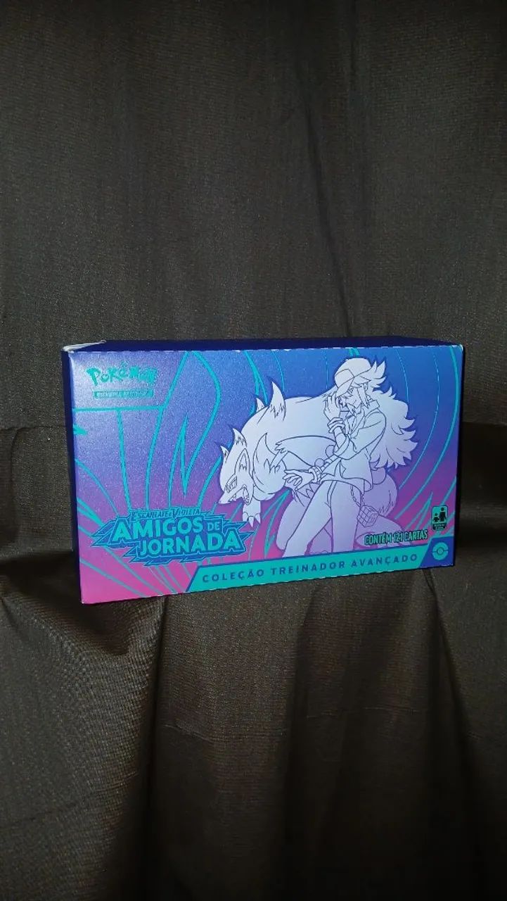 Coleção box treinador avançado de escarlate e violeta - amigos de jornada Pokémon.
