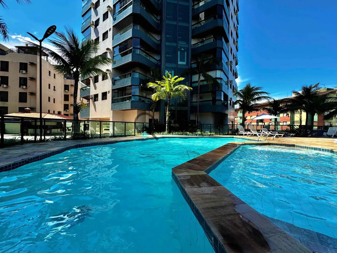Apartamento 2 Dormitórios à Venda na Enseada no Guarujá | QVista Inteligência Imobiliária