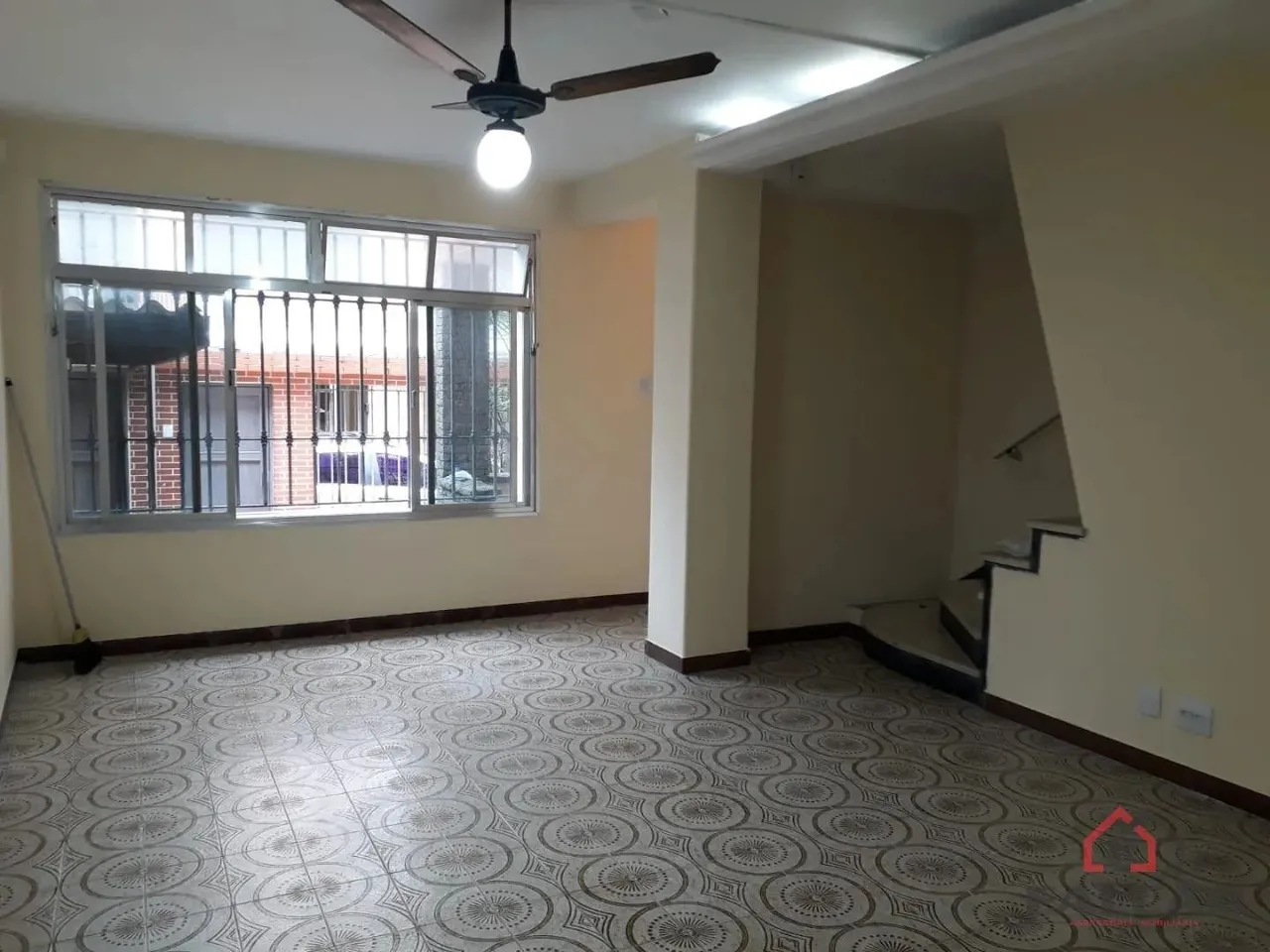 Sobrado à Venda em Santos - Embaré