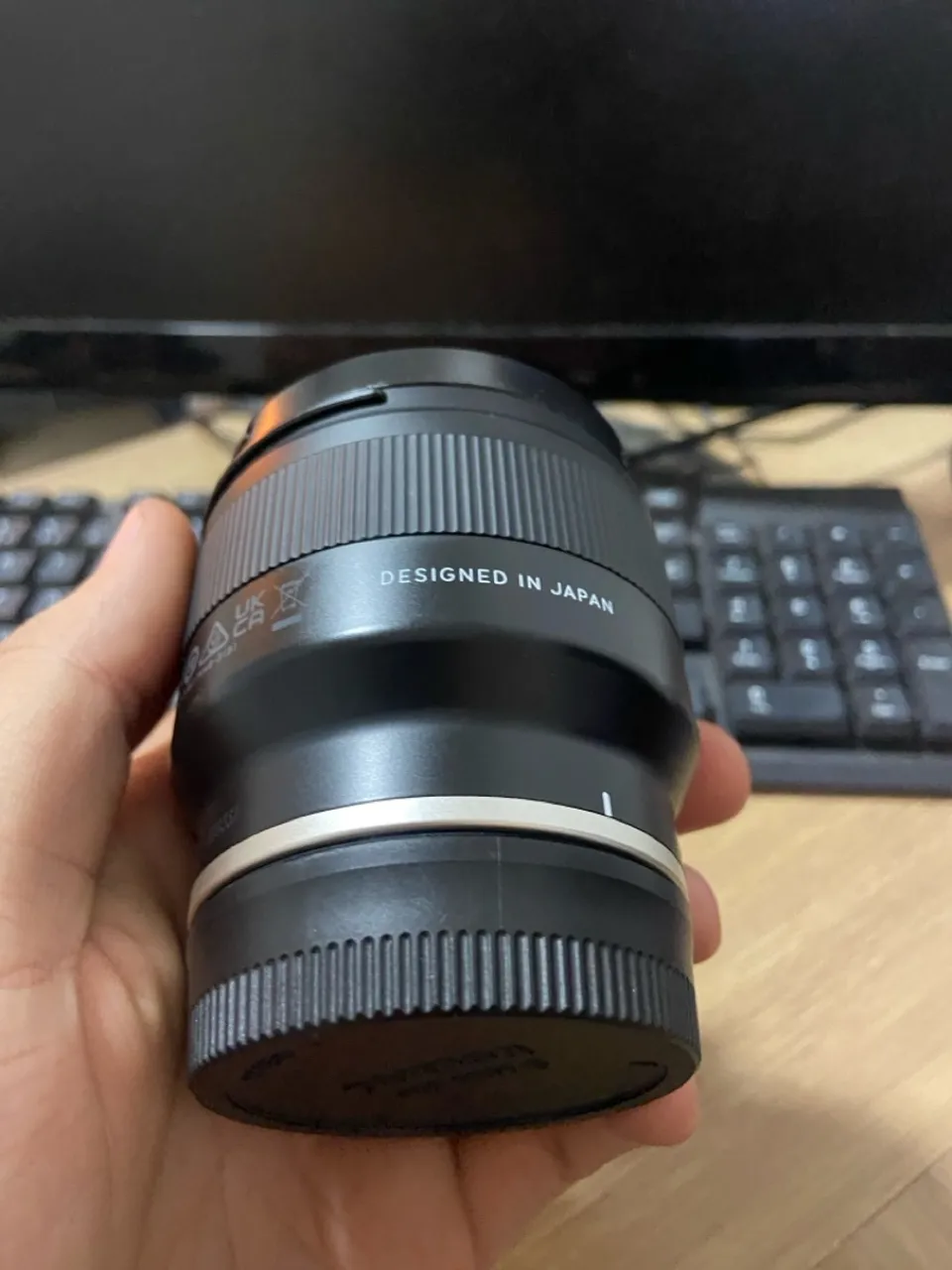 Lente Sony Tamrom 20mm 2.8f