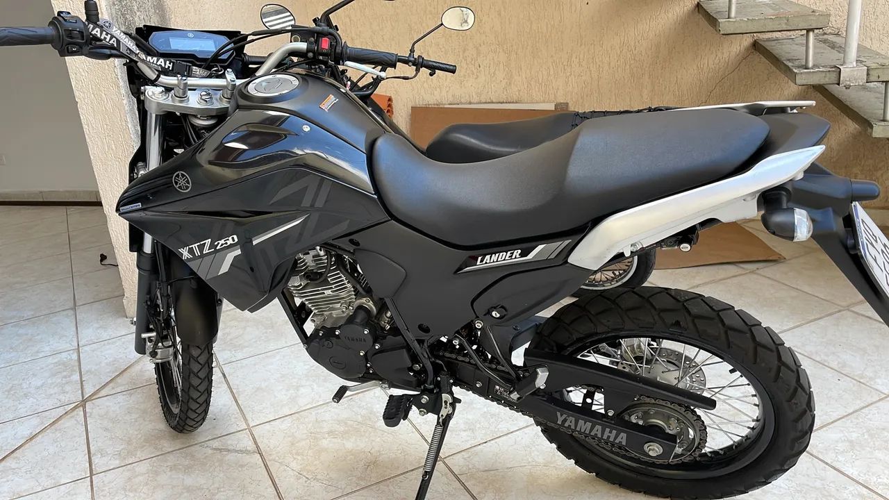 Yamaha XTZ 250 Lander 2022- Impecável