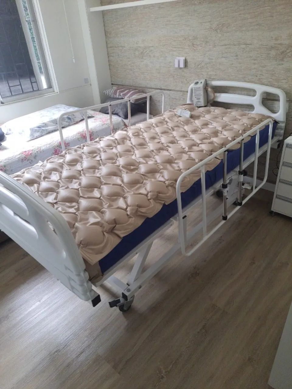 Cama Hospitalar Elétrica + Colchão Pneumático + Colchão D33