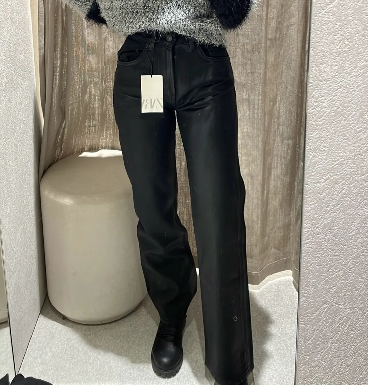 Calça preta Zara
