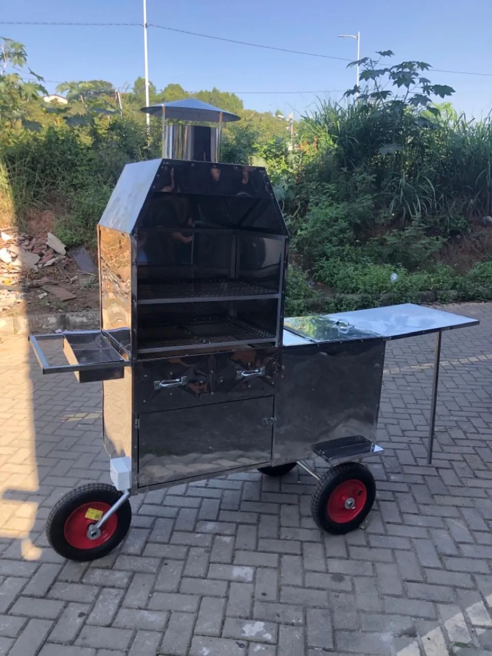 Carrinho de churrasco com caixa térmica  - Foto 4
