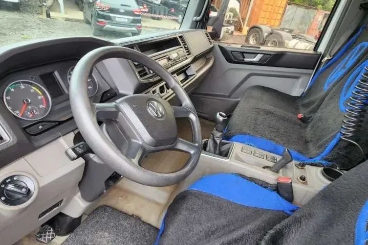 Volkswagen 11180  Baú 2019 - Foto 7