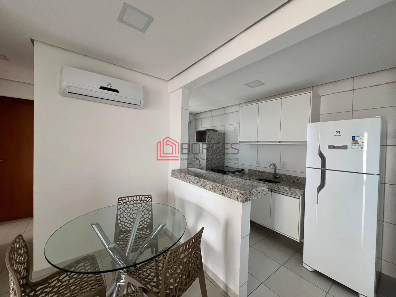 Apartamento para alugar no bairro Três Poderes - Imperatriz/MA