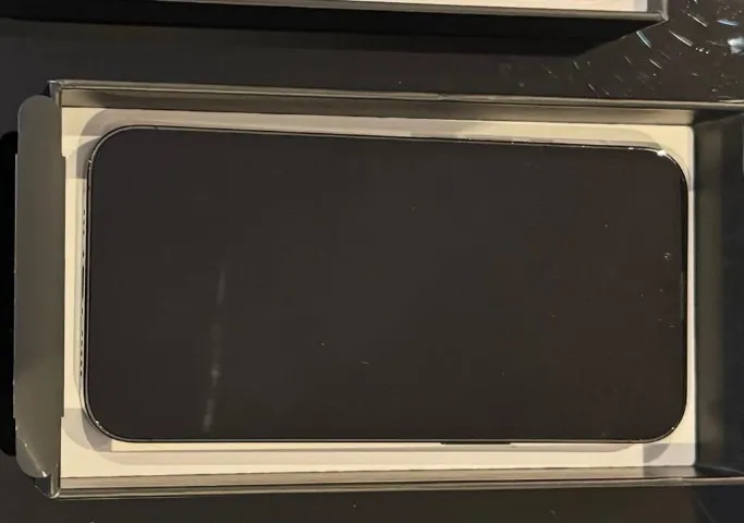 iPhone 13Pro 512GB Graphite Bateria 89% Impecável sem marcas de uso, na caixa e cabos orig