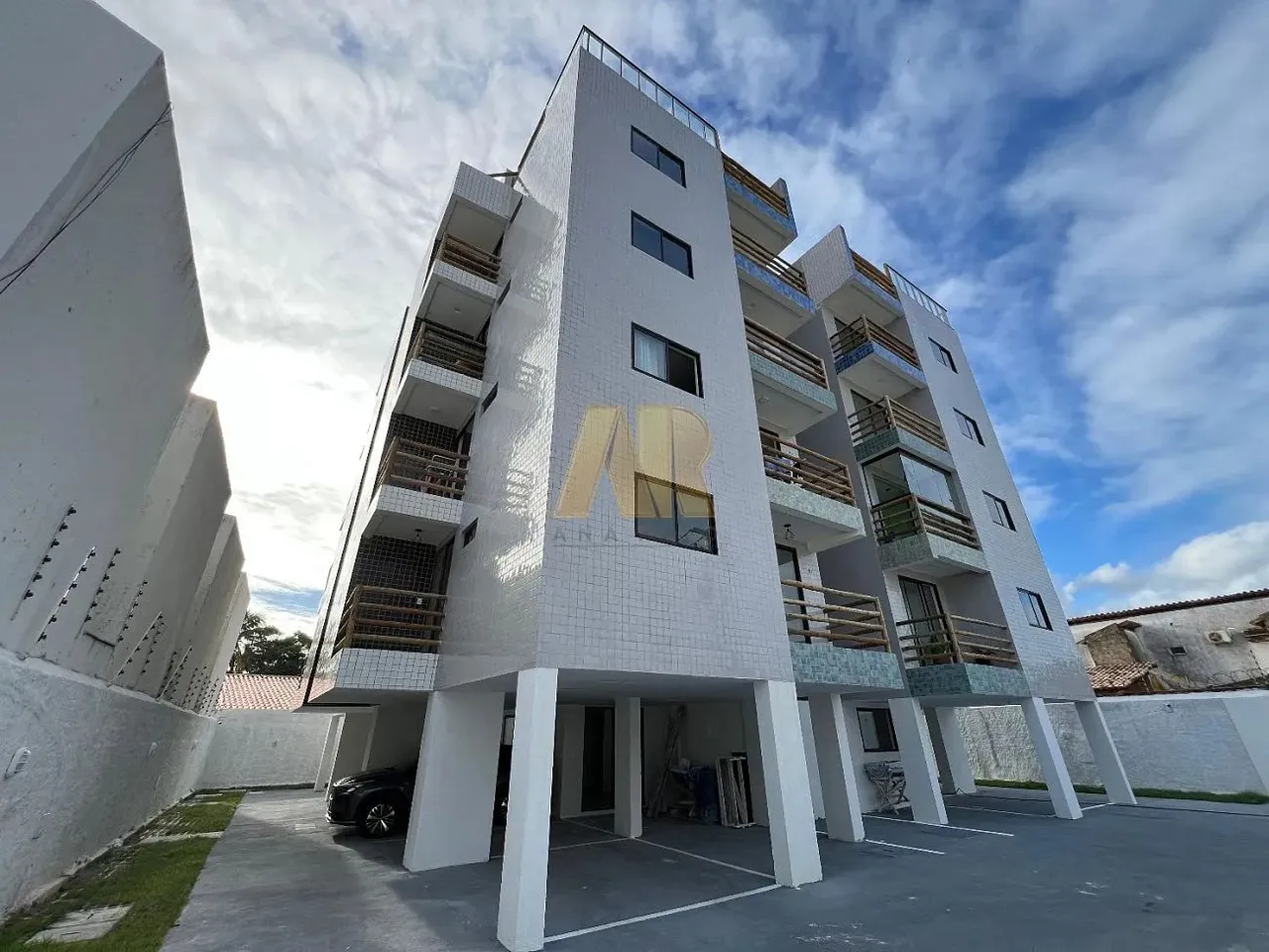 PRONTO PARA INVESTIR - APÊ 2 QUARTOS NO FRANCÊS - 600M DA PRAIA