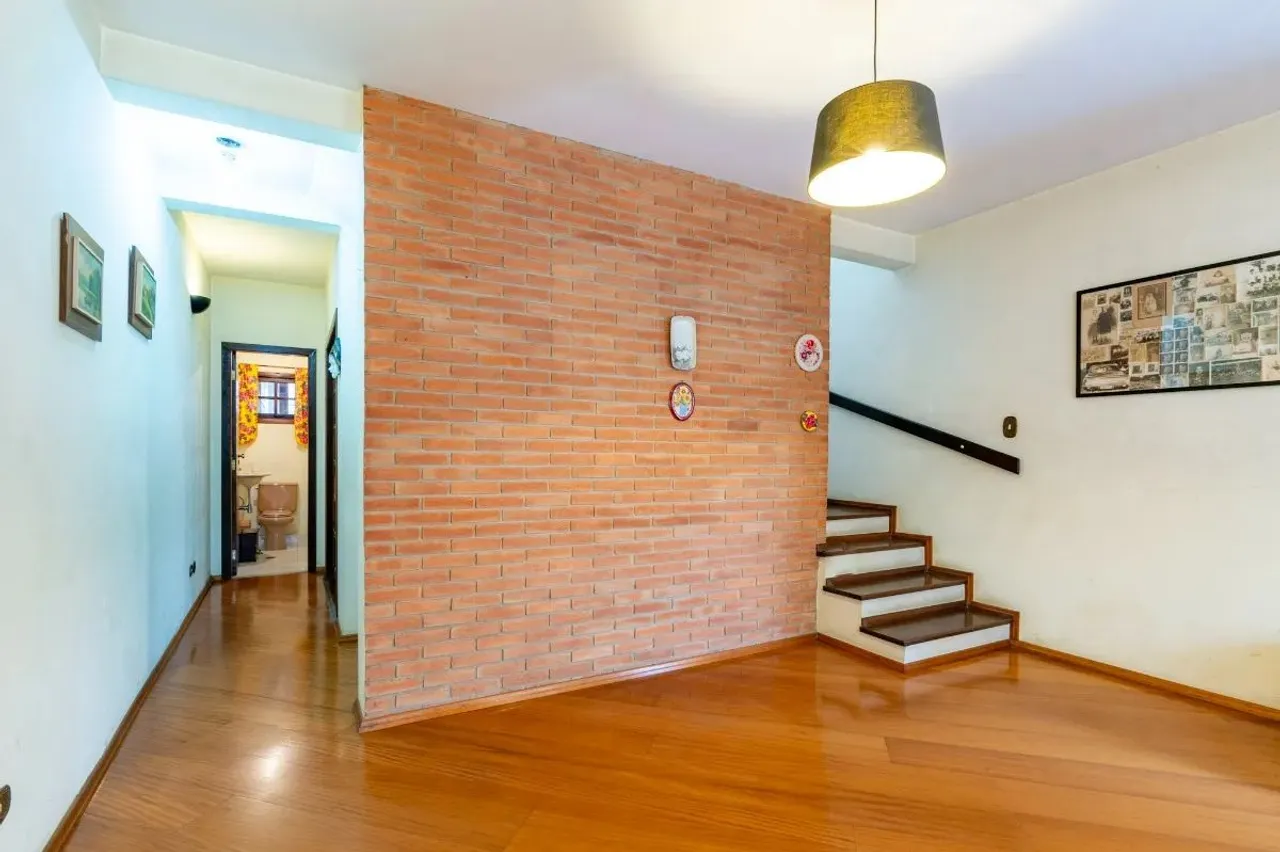 Sobrado para venda com 3 quartos, sendo 1 suíte, 191m²