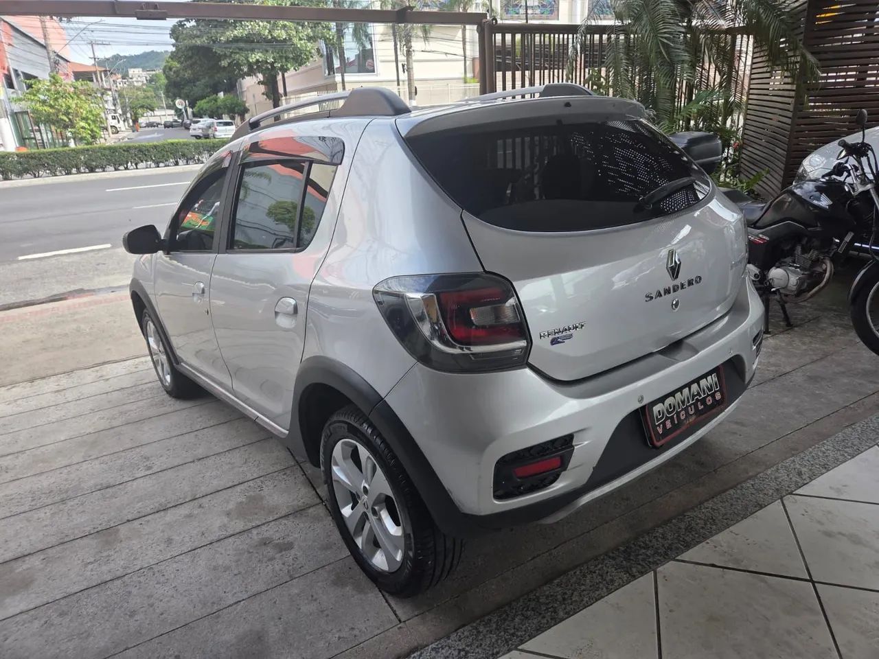 SANDERO STAPWAY 2016 AUTOMATICO 