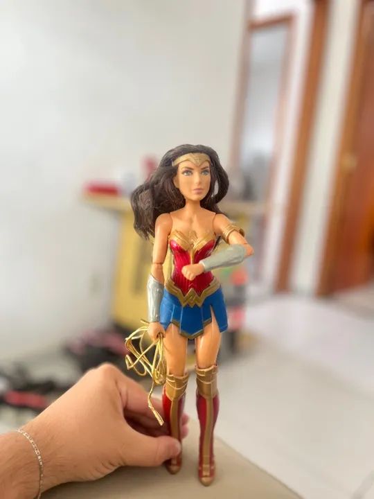 Boneco da Mulher Maravilha