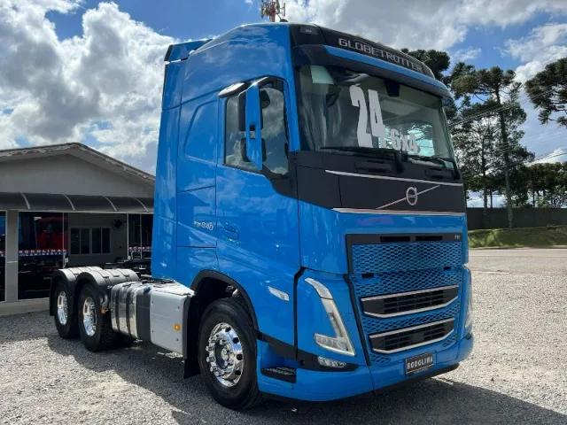 Volvo Fh 540 6x4 Super Reduzida ano 2024 Azul Susp. Mola