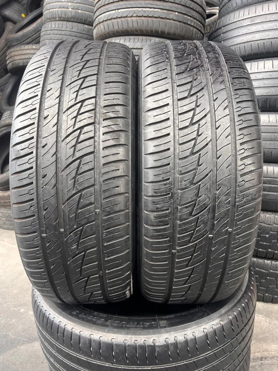 PNEUS ARO 19 - 235/55R19 DELINTE DESERT STORM