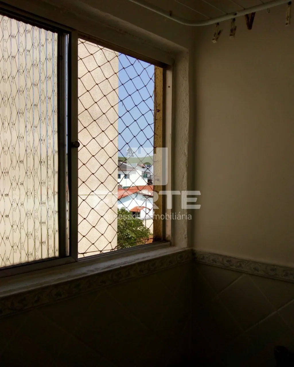 Vendo apartamento de 2 dormitorios em Bairro de Cesar de Souza. Imobiliarias de Mogi Das C
