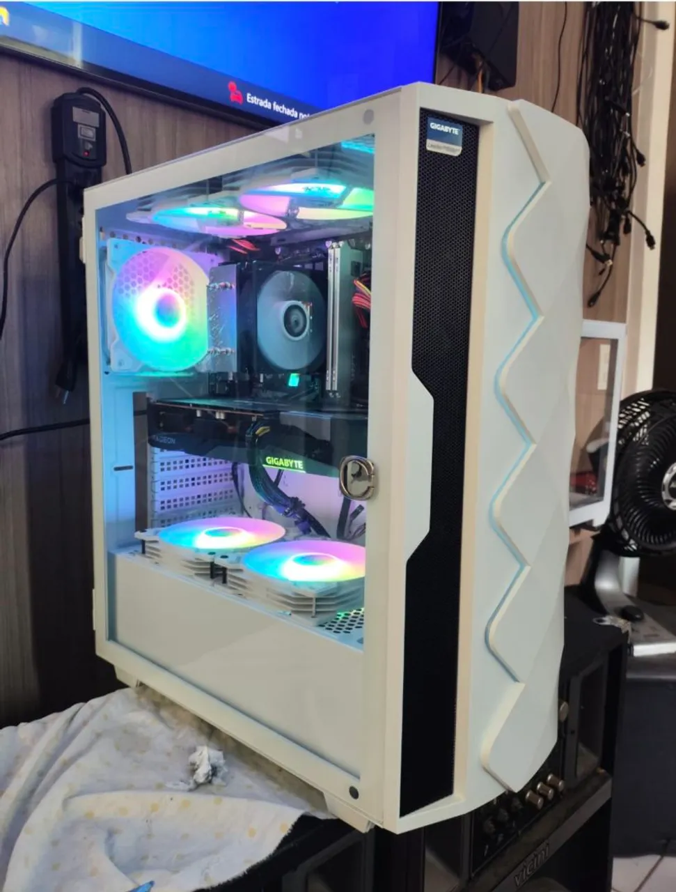 PC GAMER I5 DA 12° E RX7600 PEGO PS4 E PS5 COM VOLTA 