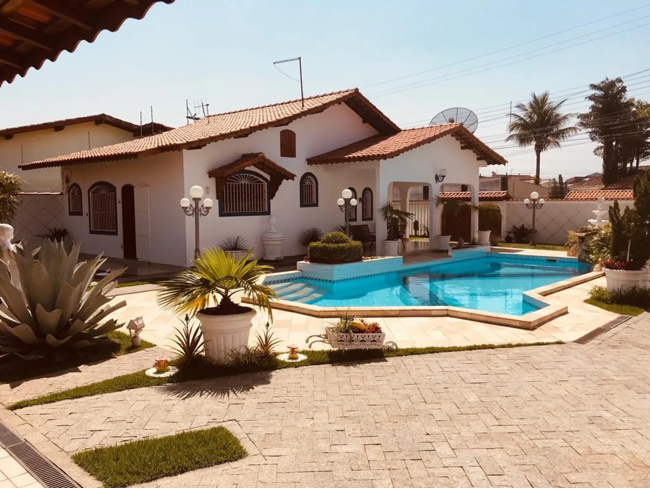 Casa para Venda em Itanhaém, Vila São Paulo, 3 dormitórios, 2 suítes, 4 banheiros, 6 vagas