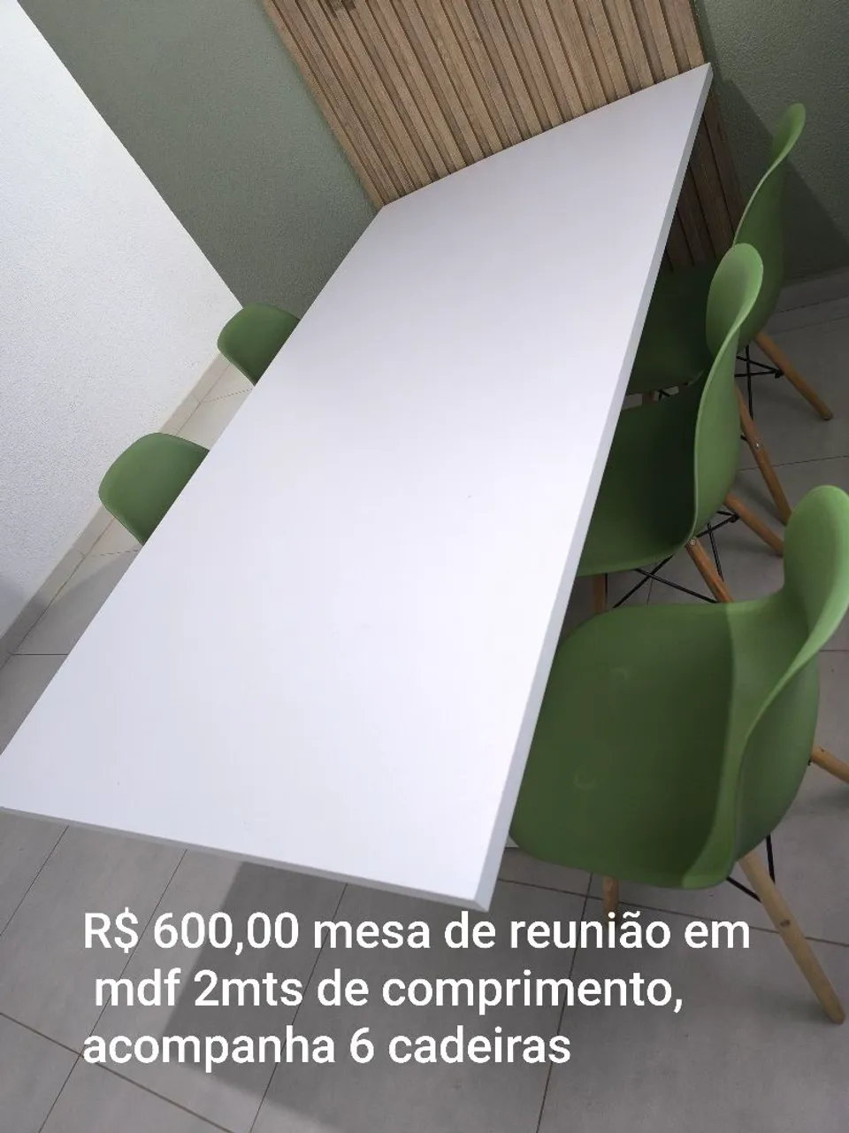 Mesa de reunião branca em MDF 2m com 6 cadeiras