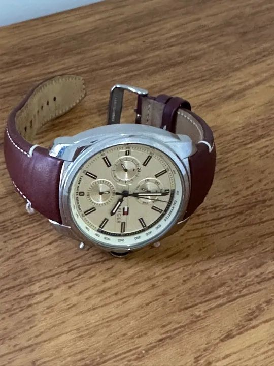 Relógio Tommy Hilfiger - couro  - Foto 4