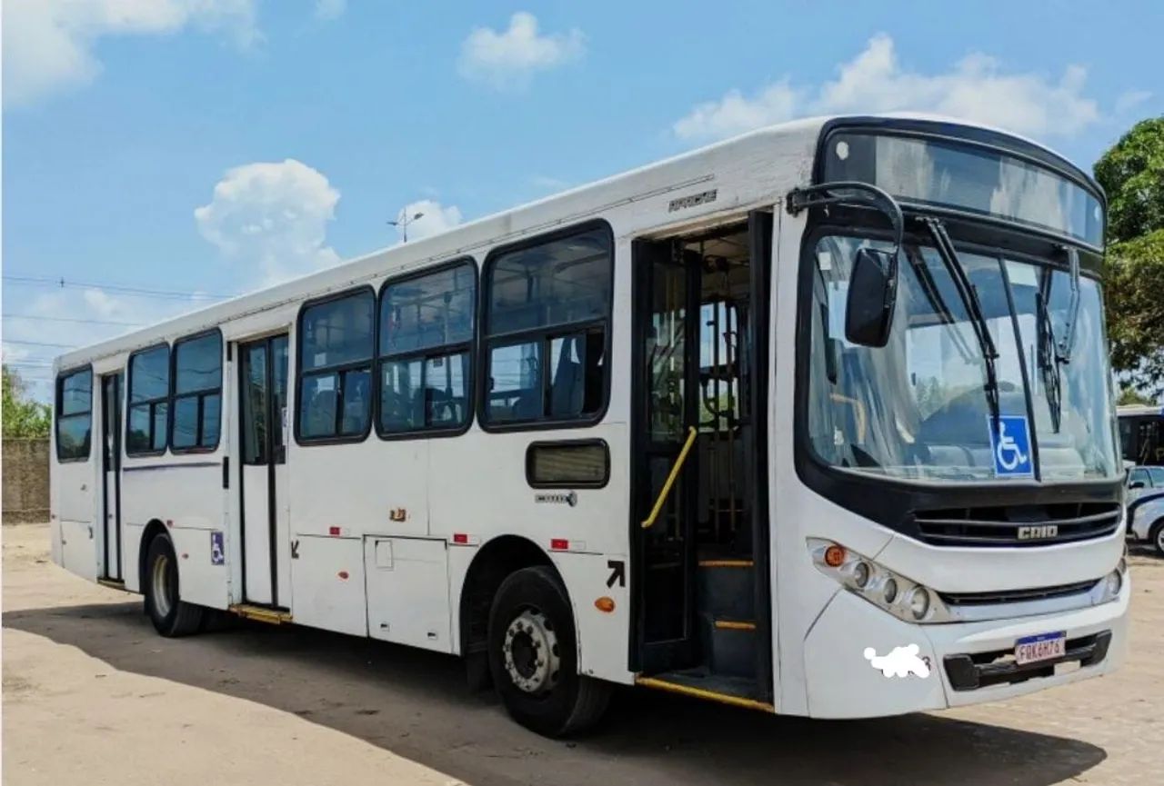 Ônibus 2013/2014 1721 MB - Foto 3