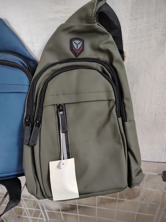  Mochilas de Ombro - Novas - Foto 2