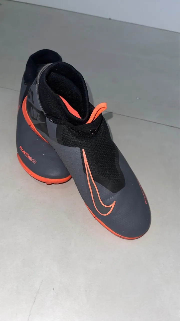 Chuteira Nike Phantom Vision