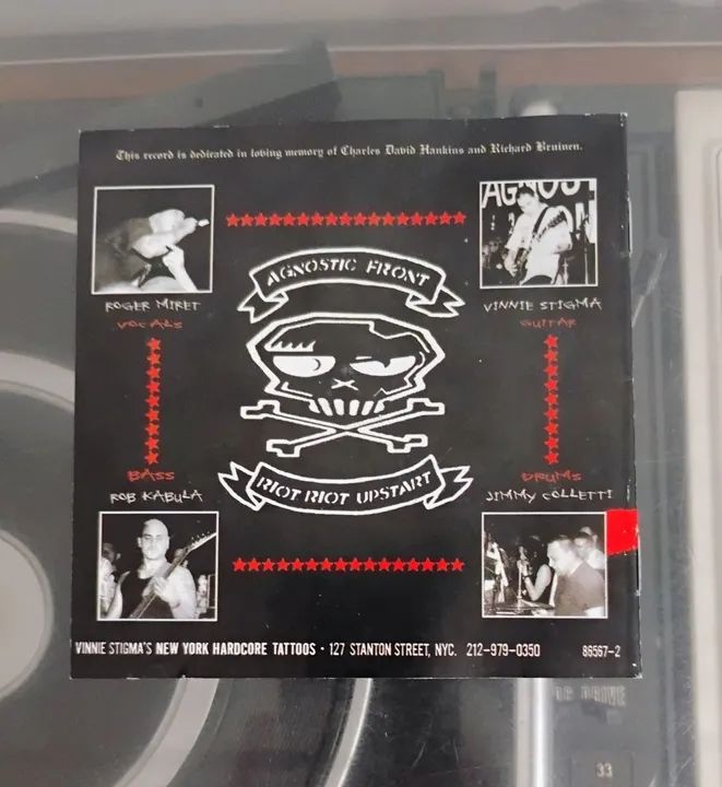 CD Agnostic Front "Riot, Riot, Upstart " usado  - Foto 5