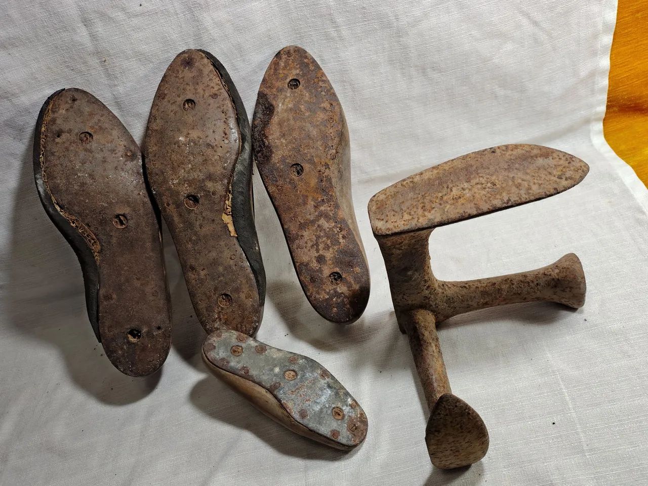 Formas de sapato e bigorna antiga - Foto 4