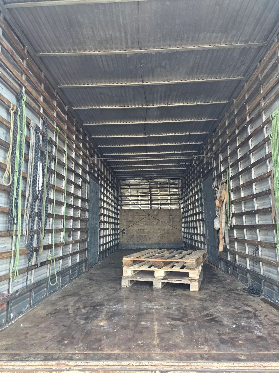 Baú 8,20m  - Foto 3