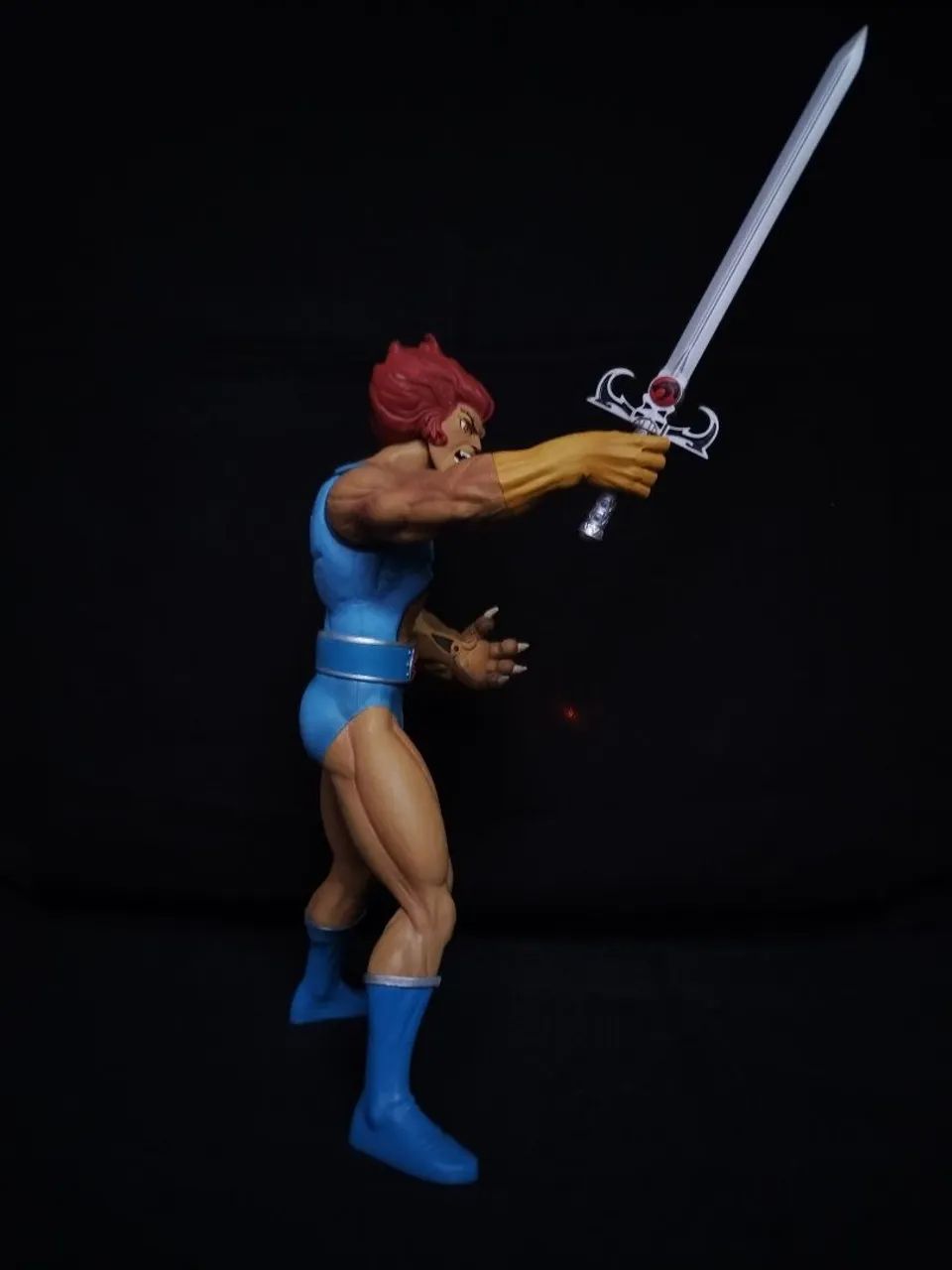 Action Figure Lion - ThunderCats 35cm Mezco - Foto 3