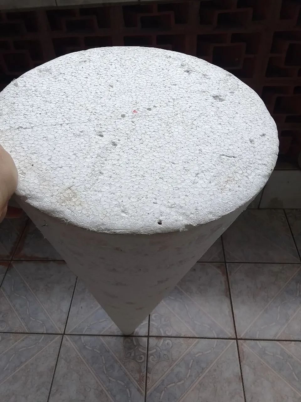 Cone de isopor  - Foto 2