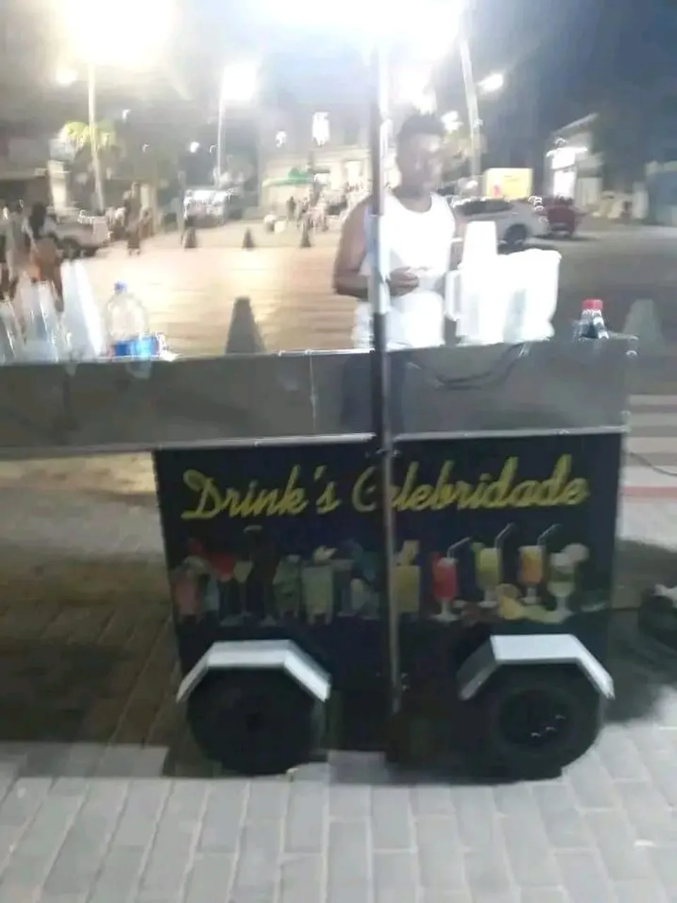 Carrinho de Drinks "Drink's Celebridade" - Eventos e Festas
