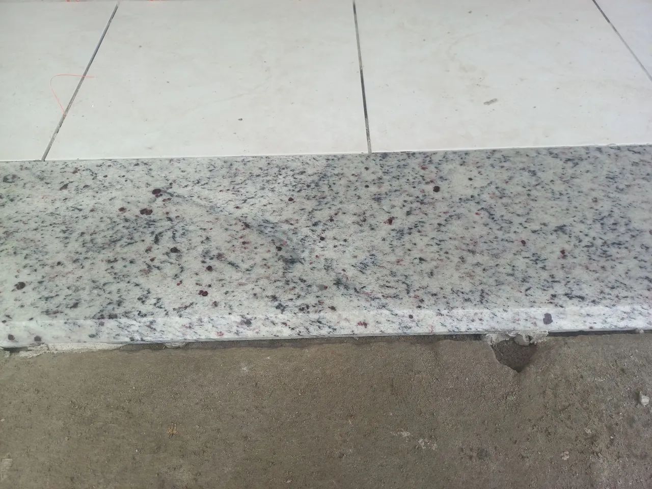 SOLEIRA DE GRANITO COM PINGADEIRA NOVAS DIVERSOS TAMANHOS - Foto 3