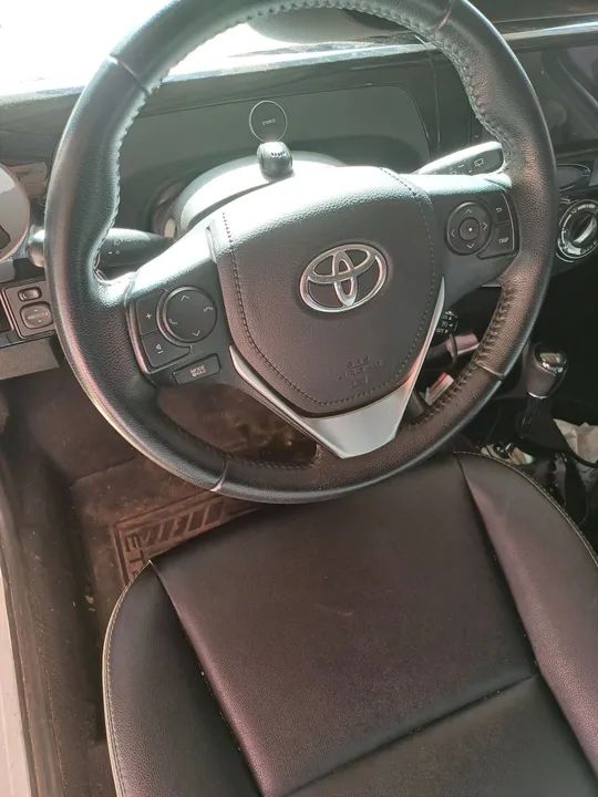Etios 17/18 1.5 XlS  Hatch - Foto 4