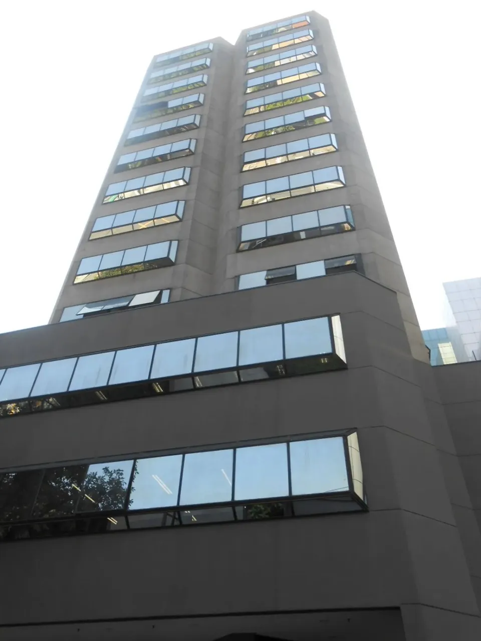 Salas Comerciais Para Venda - 87m² - 2 Vagas - Edifício Park Office Center - Bairro Barra 