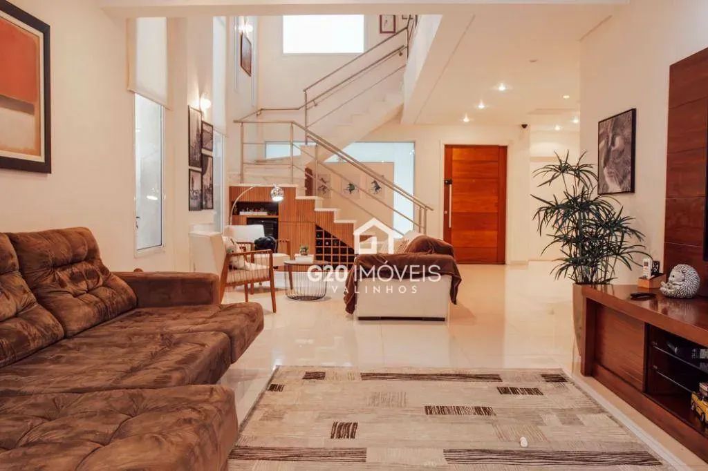 Maravilhosa casa com 3 dormitórios à venda, 312 m² por R$ 2.590.000 - Jardim Nova Suica -  - Foto 3