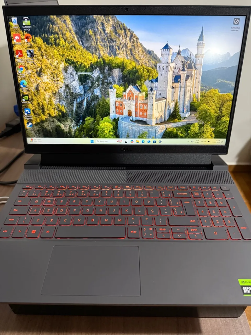 Notebook Gamer Dell G15 - i7 32GB DDR5 3050 6GB