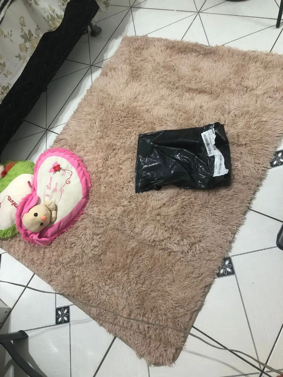 Tapete Pelúcia Bege novo comprei hoje